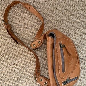 Vintage Tan Leather Crossbody Bag
